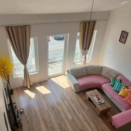 Apartment Avec Balcon Vue Sur La Meuse Monthermé
